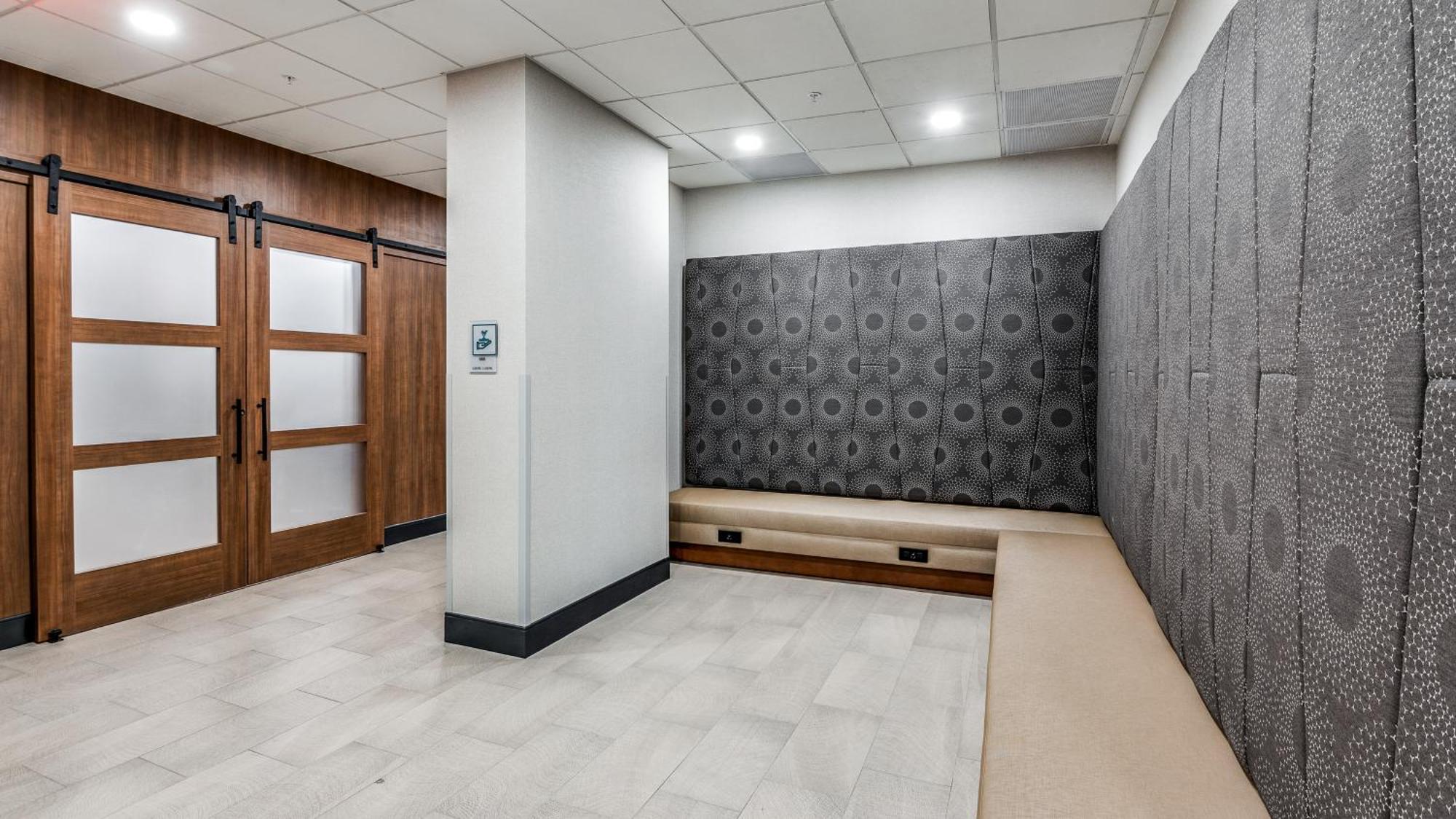 Staybridge Suites Dallas Market Ctr Love Field, An Ihg Hotel מראה חיצוני תמונה
